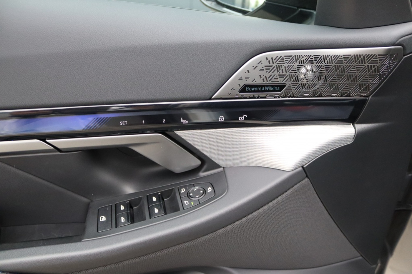 Foto van BMW I5 M60 xDrive