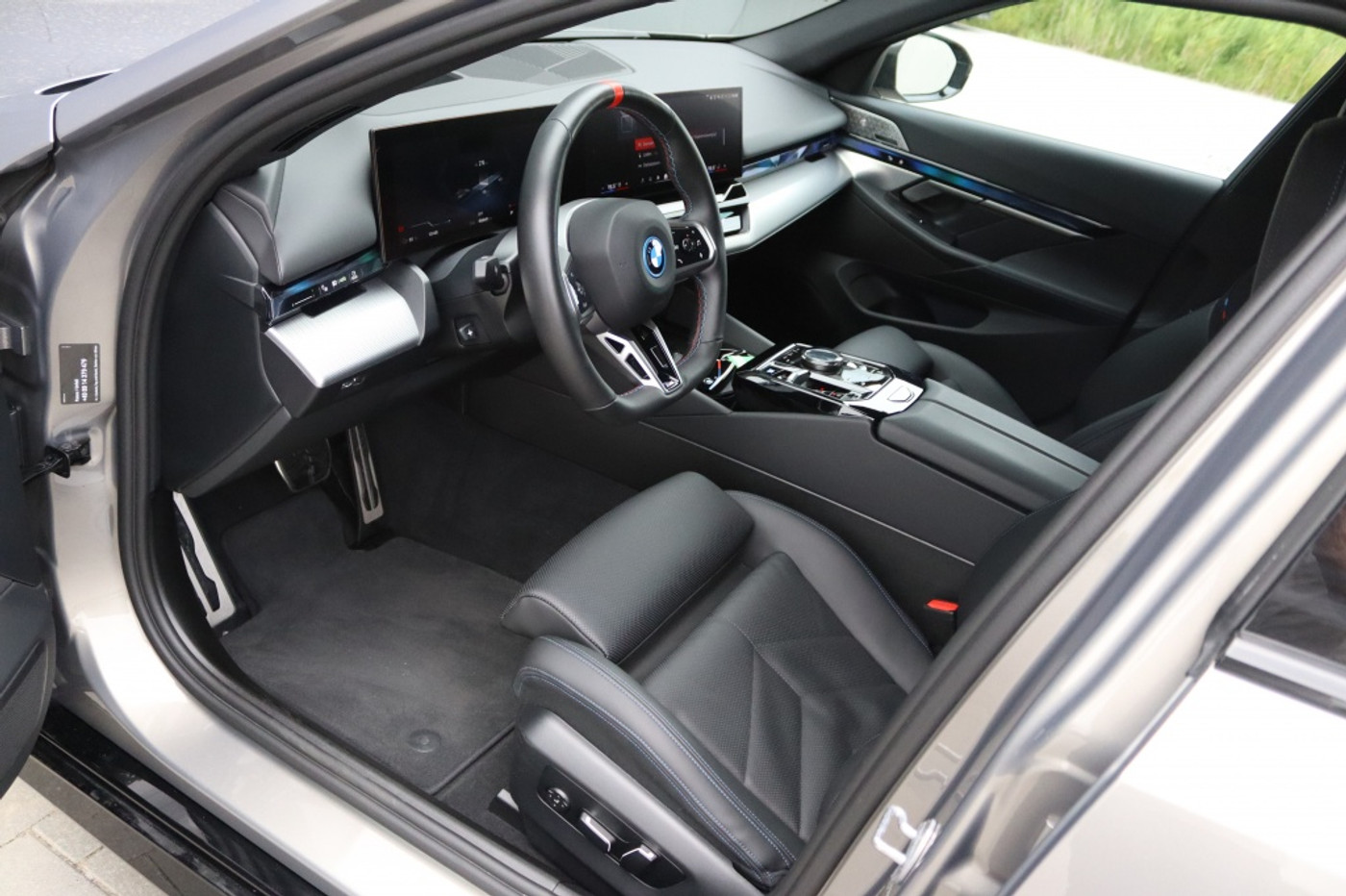Foto van BMW I5 M60 xDrive