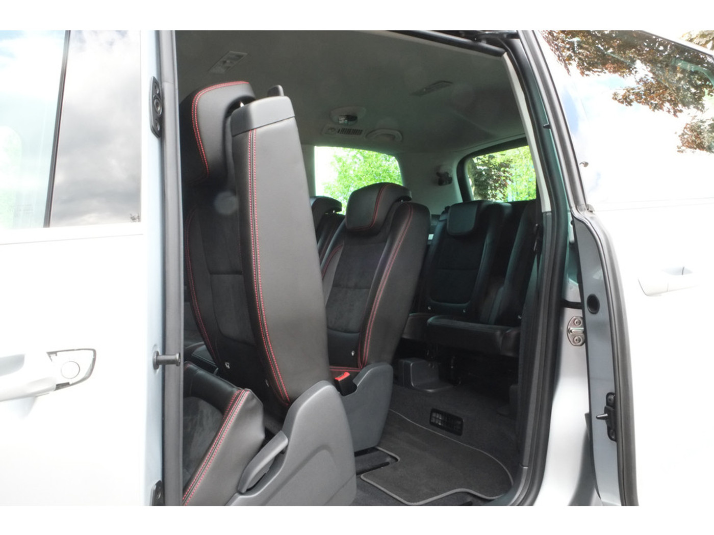 Foto van Seat Alhambra