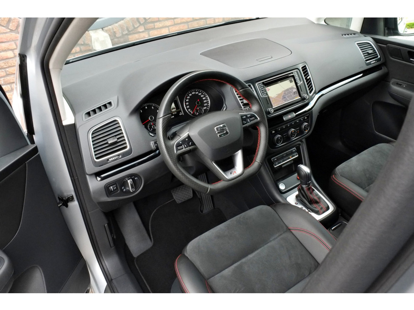 Foto van Seat Alhambra