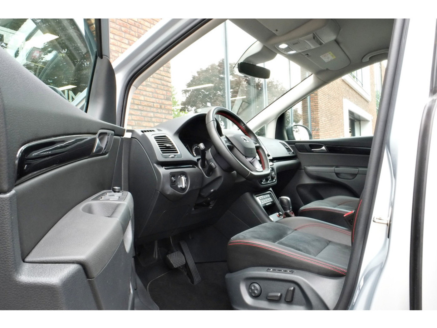 Foto van Seat Alhambra