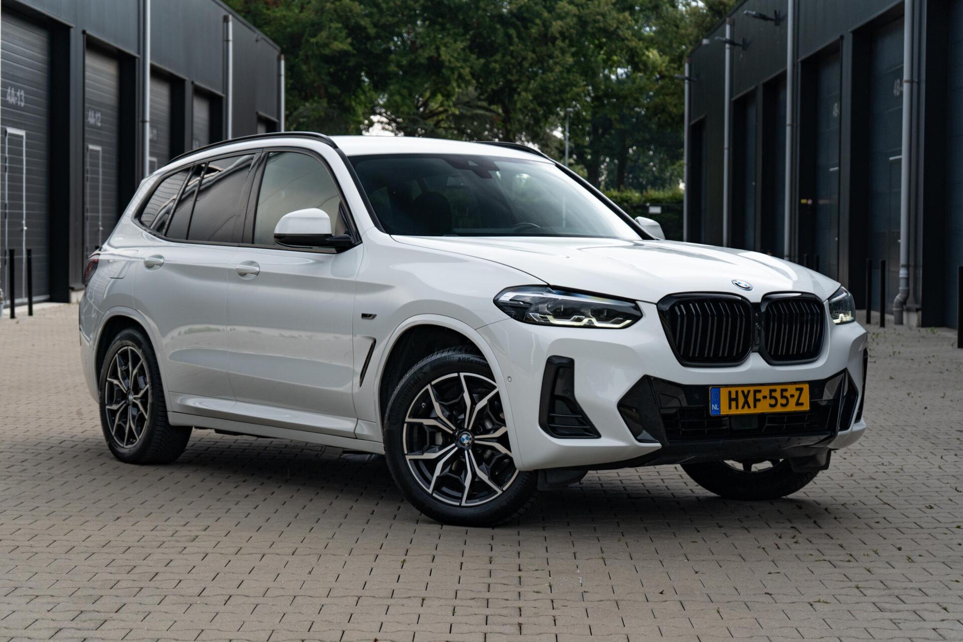 Foto van BMW X3 Xdrive30e