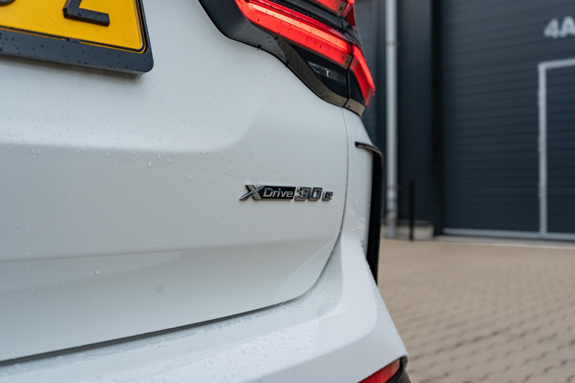 Foto van BMW X3 Xdrive30e