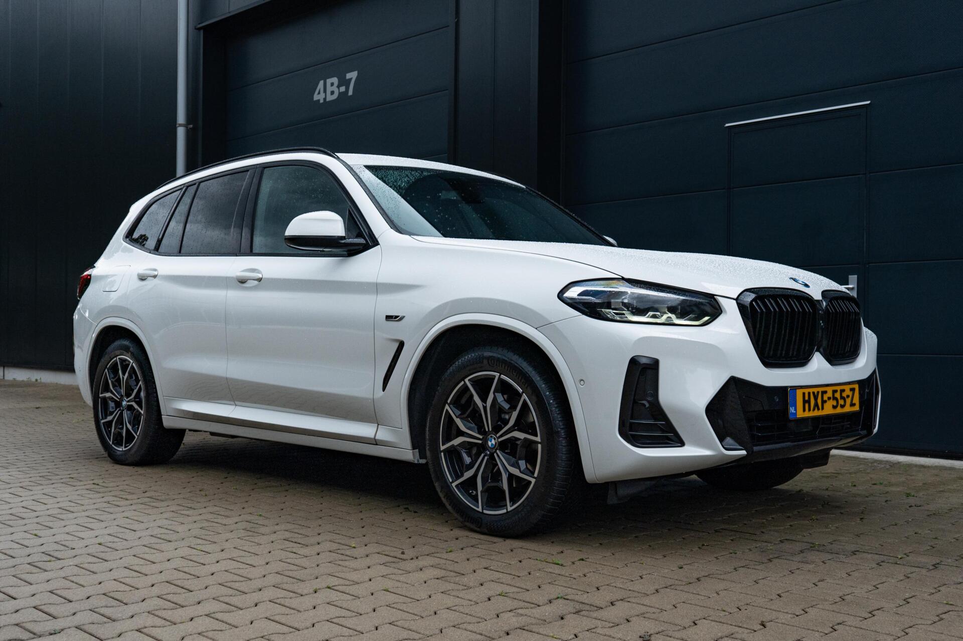 Foto van BMW X3 Xdrive30e