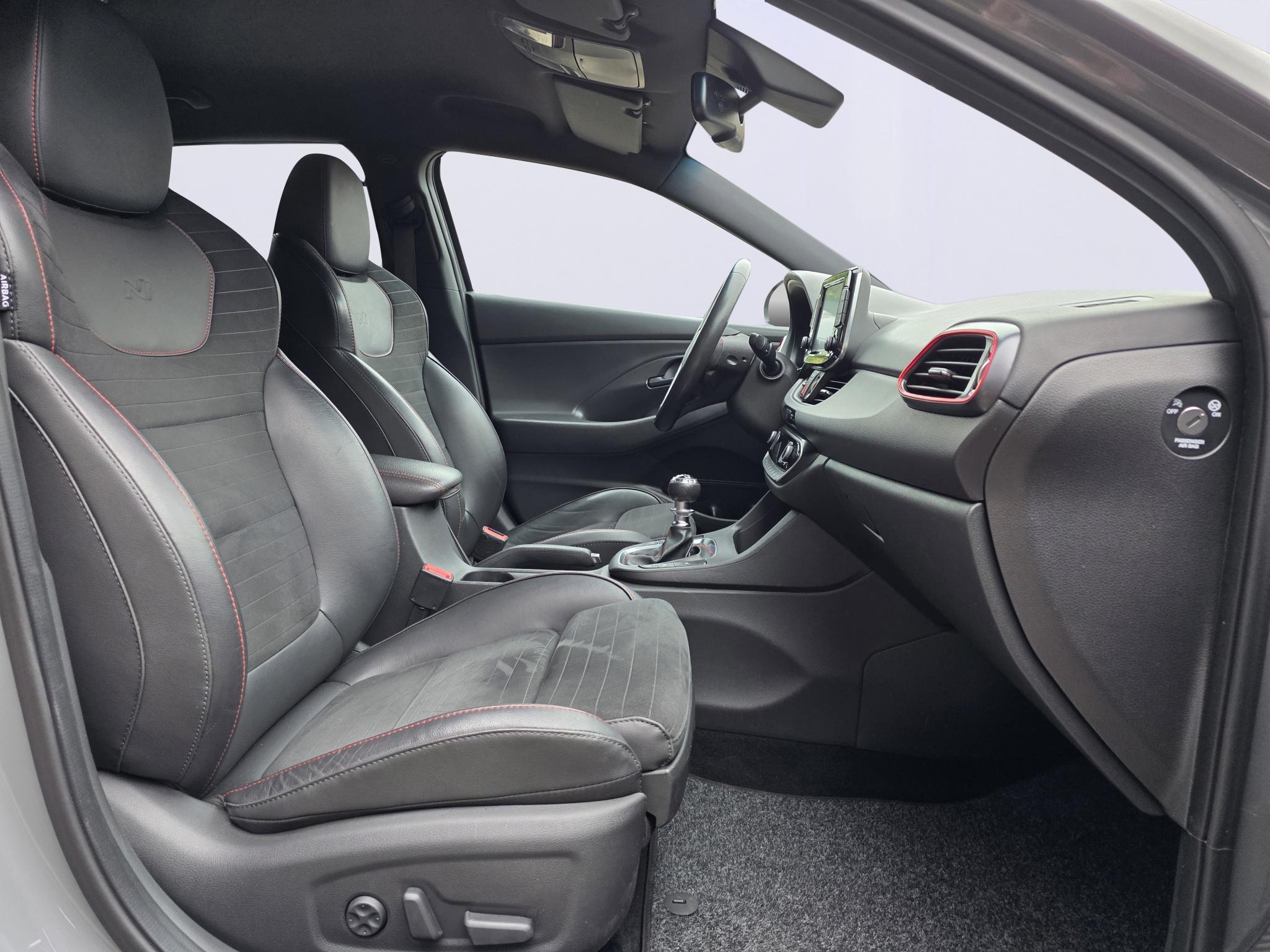 Foto van Hyundai I 30 N