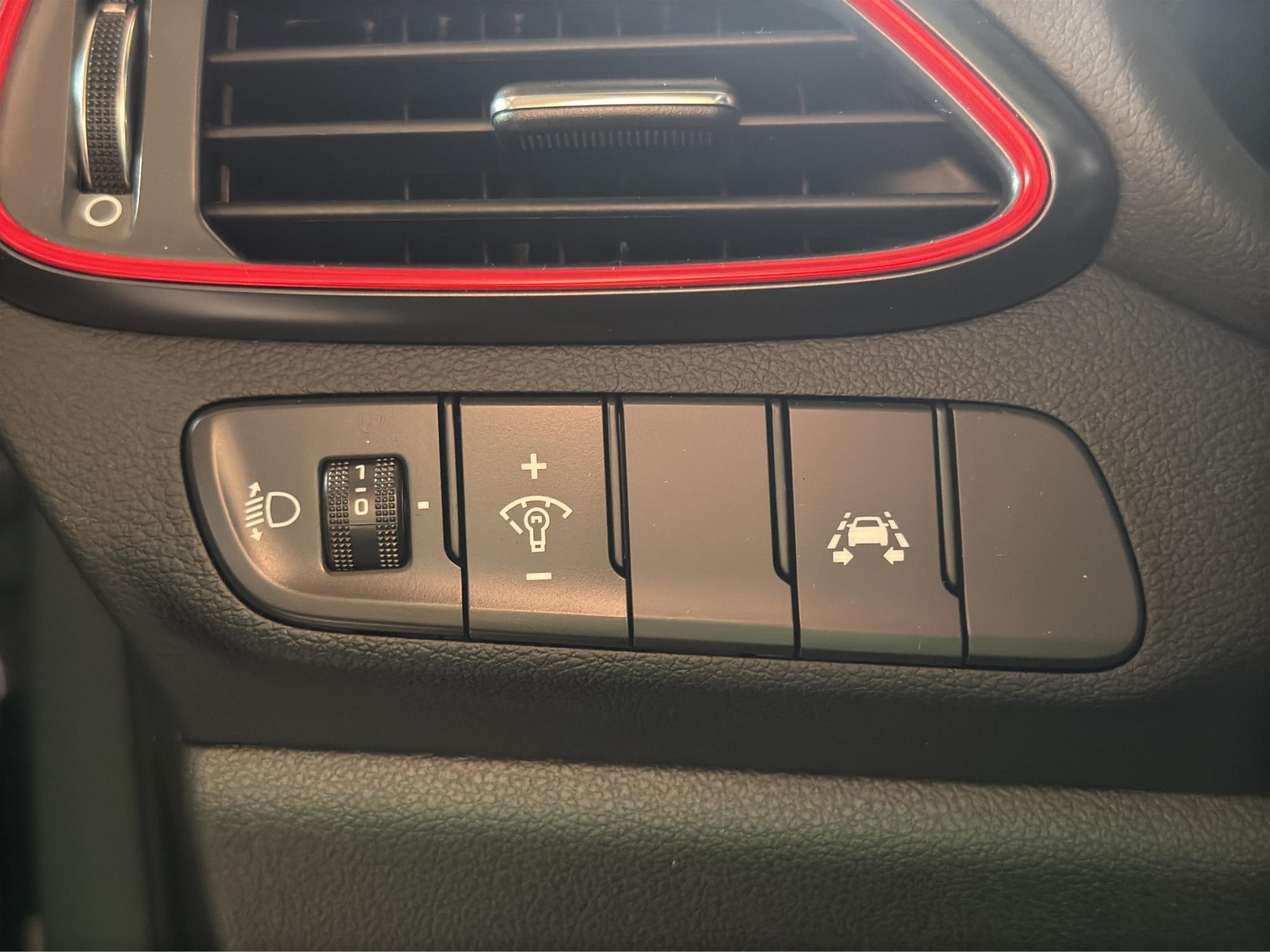 Foto van Hyundai I 30 N