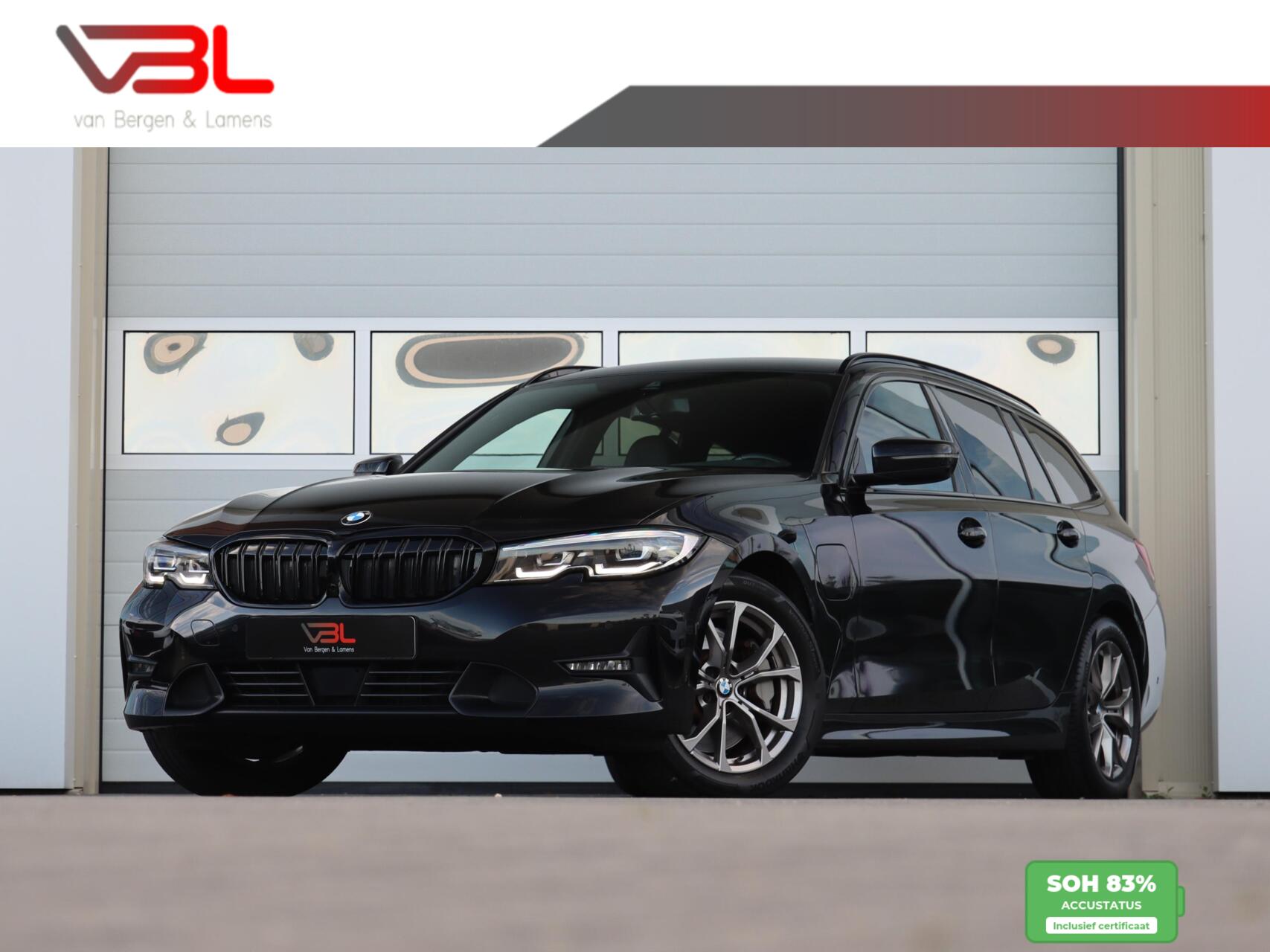 BMW 3-serie Touring 330e High Executive 2020 - voorkant