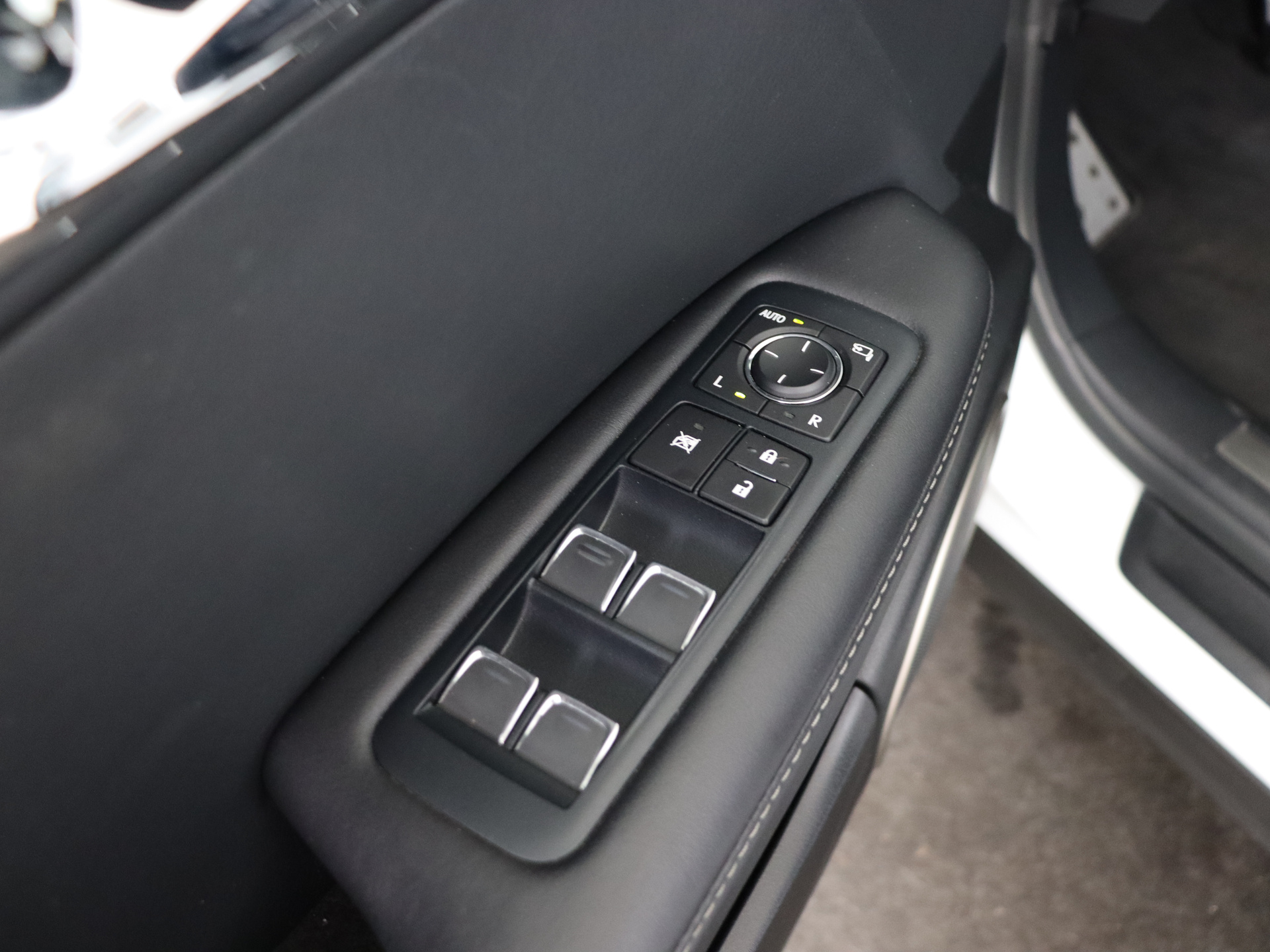 Foto van Lexus Lexus Rx450h