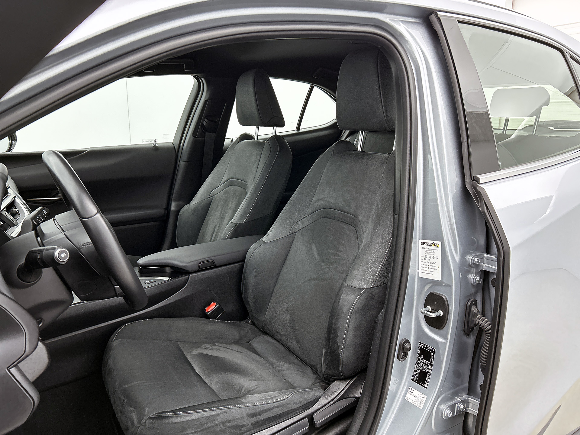 Foto van Lexus Ux