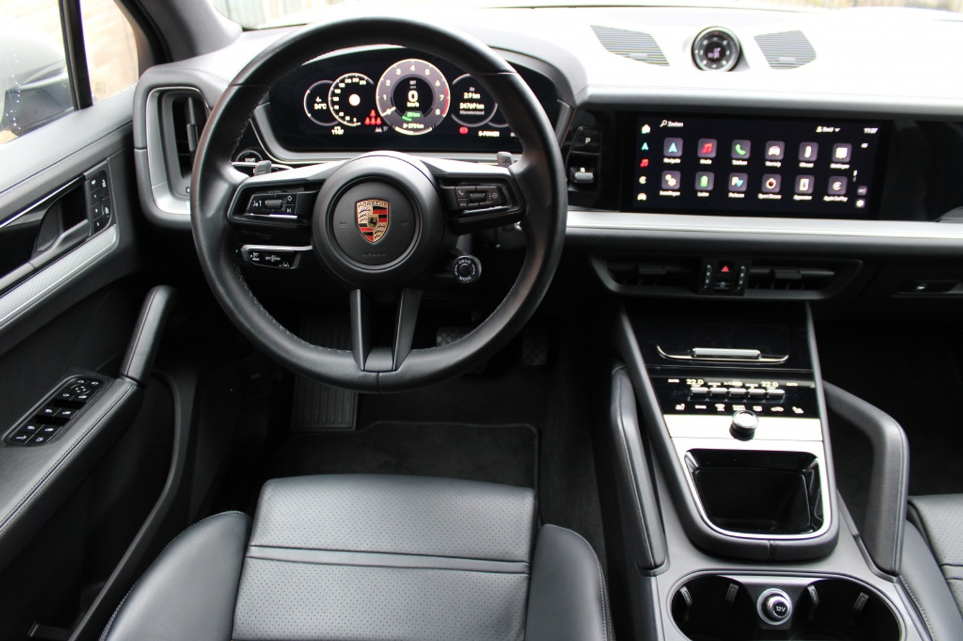 Foto van Porsche Cayenne E-hybrid