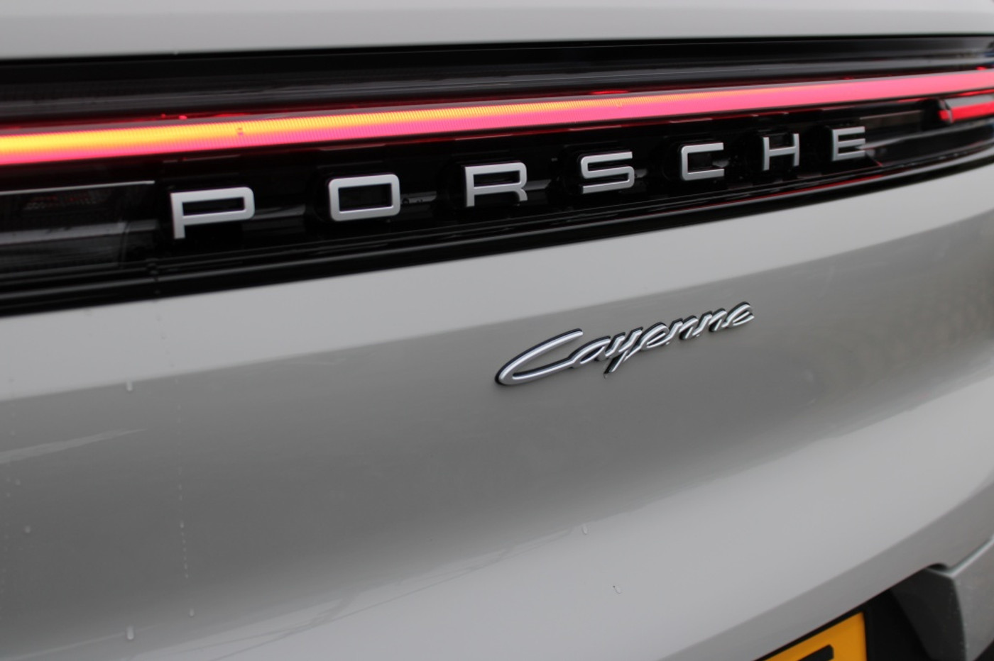 Foto van Porsche Cayenne E-hybrid