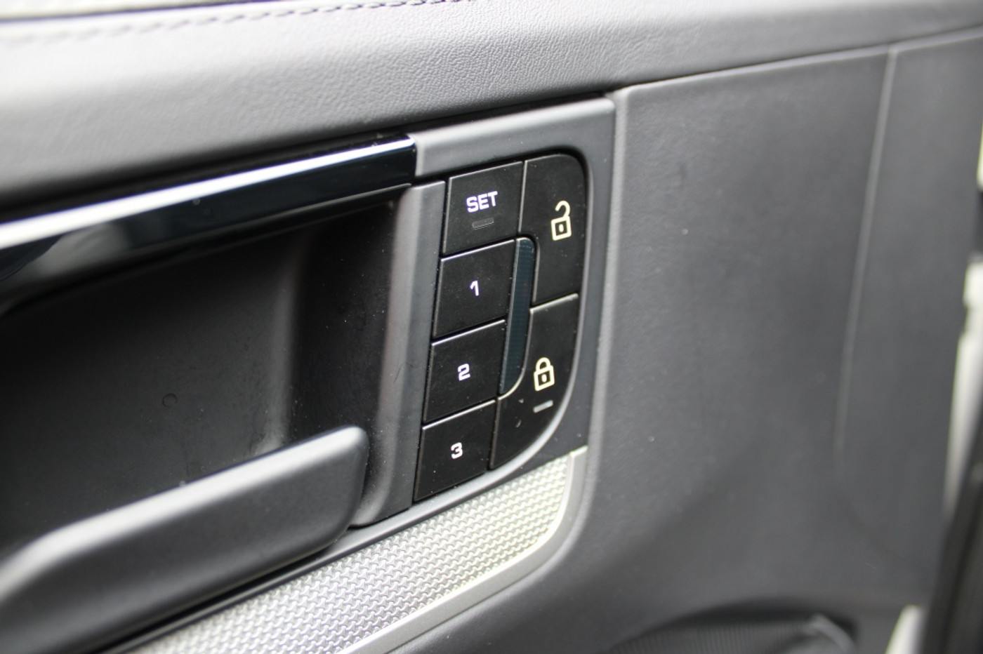 Foto van Porsche Cayenne E-hybrid