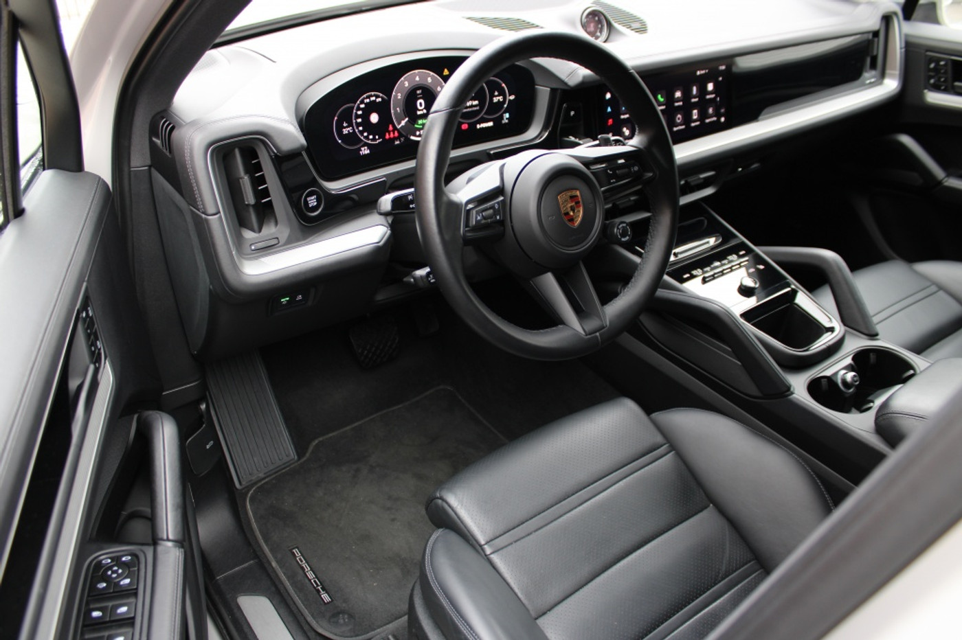 Foto van Porsche Cayenne E-hybrid