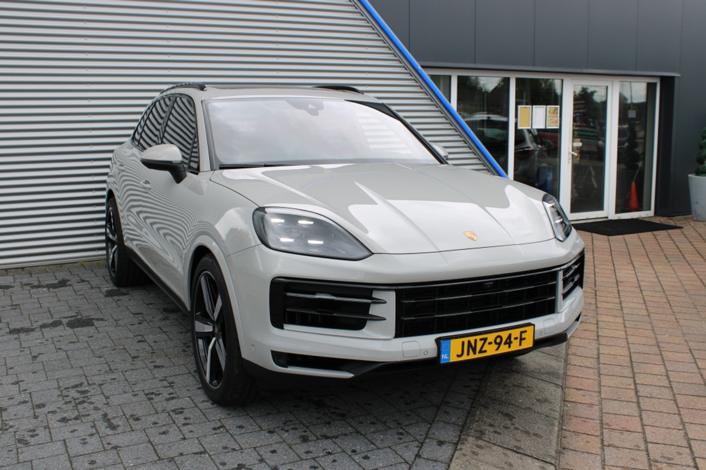 Foto van Porsche Cayenne E-hybrid