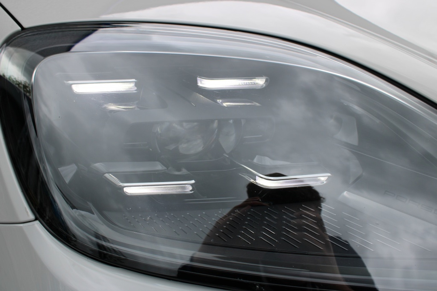 Foto van Porsche Cayenne E-hybrid