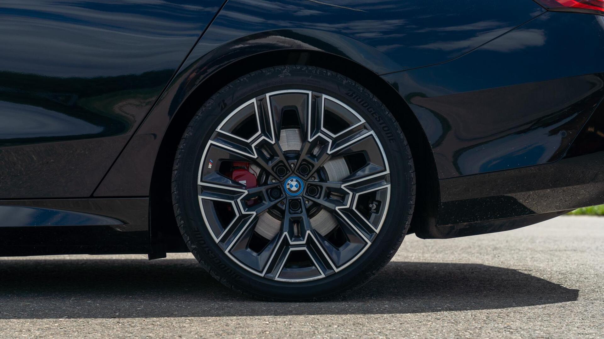 Foto van BMW I5 Edrive40