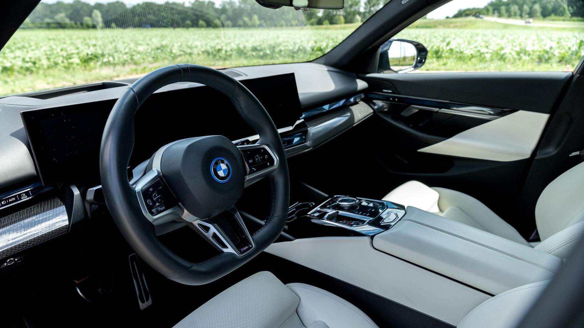 Foto van BMW I5 Edrive40