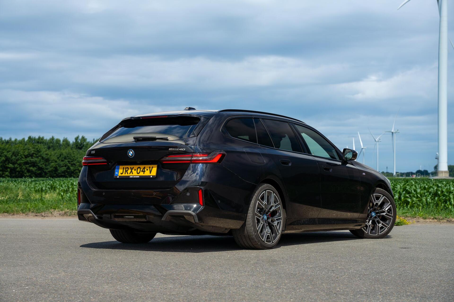Foto van BMW I5 Edrive40