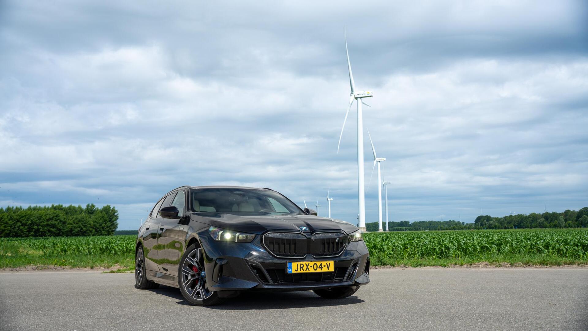 Foto van BMW I5 Edrive40