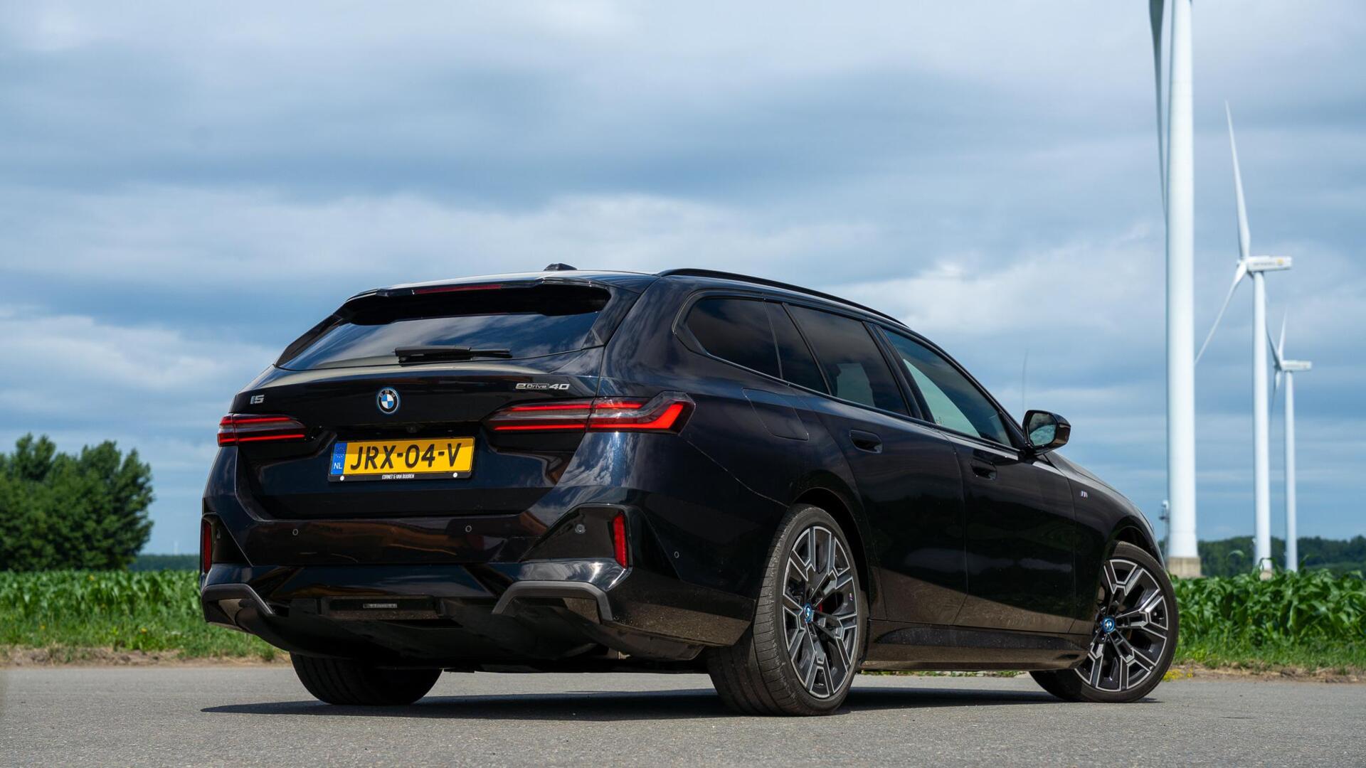 Foto van BMW I5 Edrive40