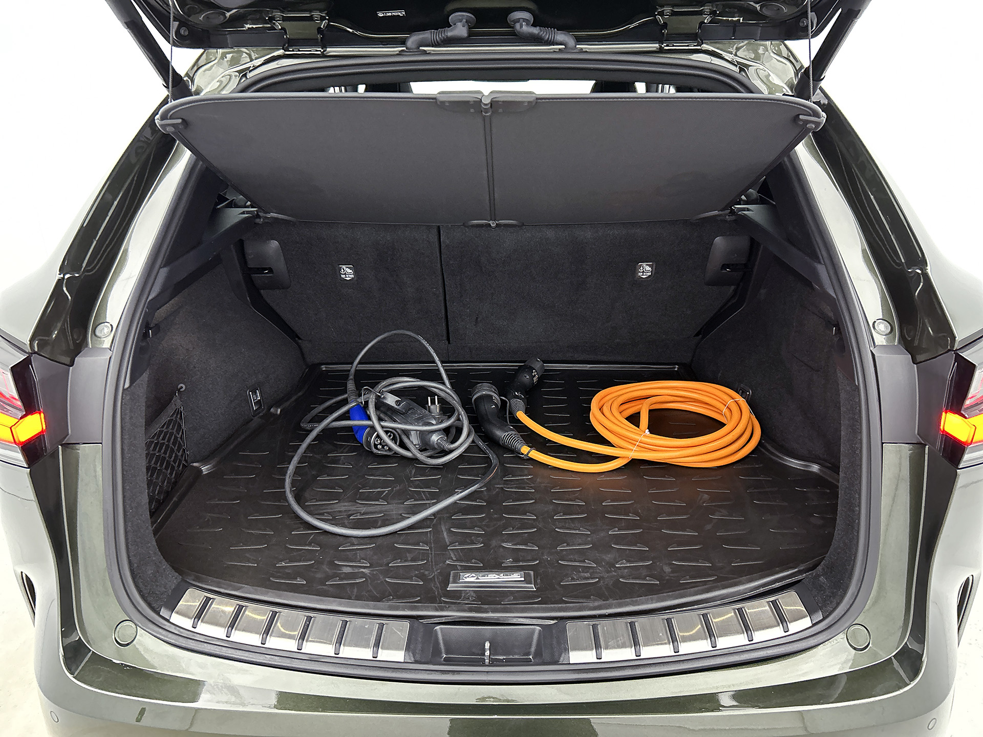 Foto van Lexus Lexus Nx450h+