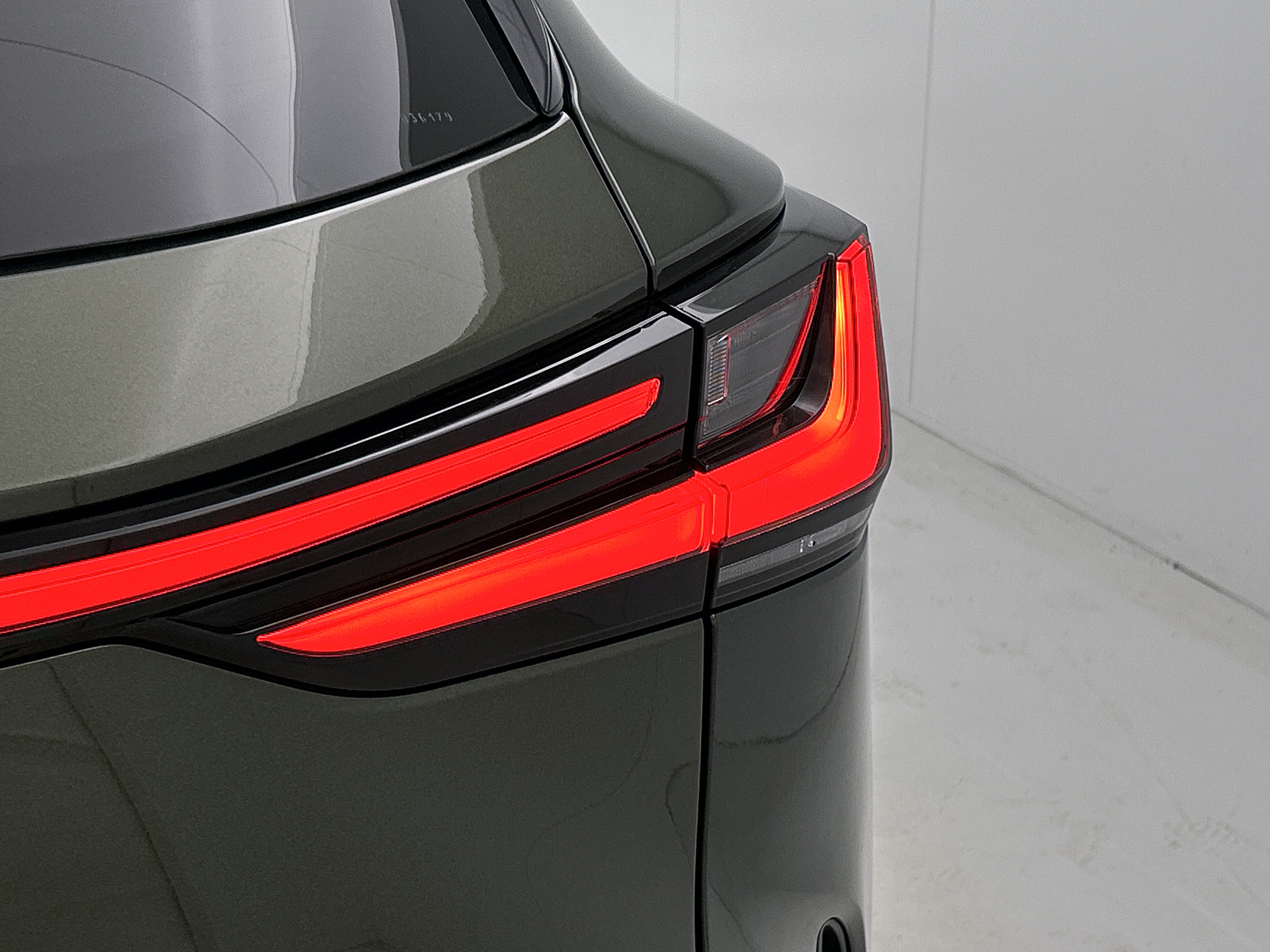Foto van Lexus Lexus Nx450h+