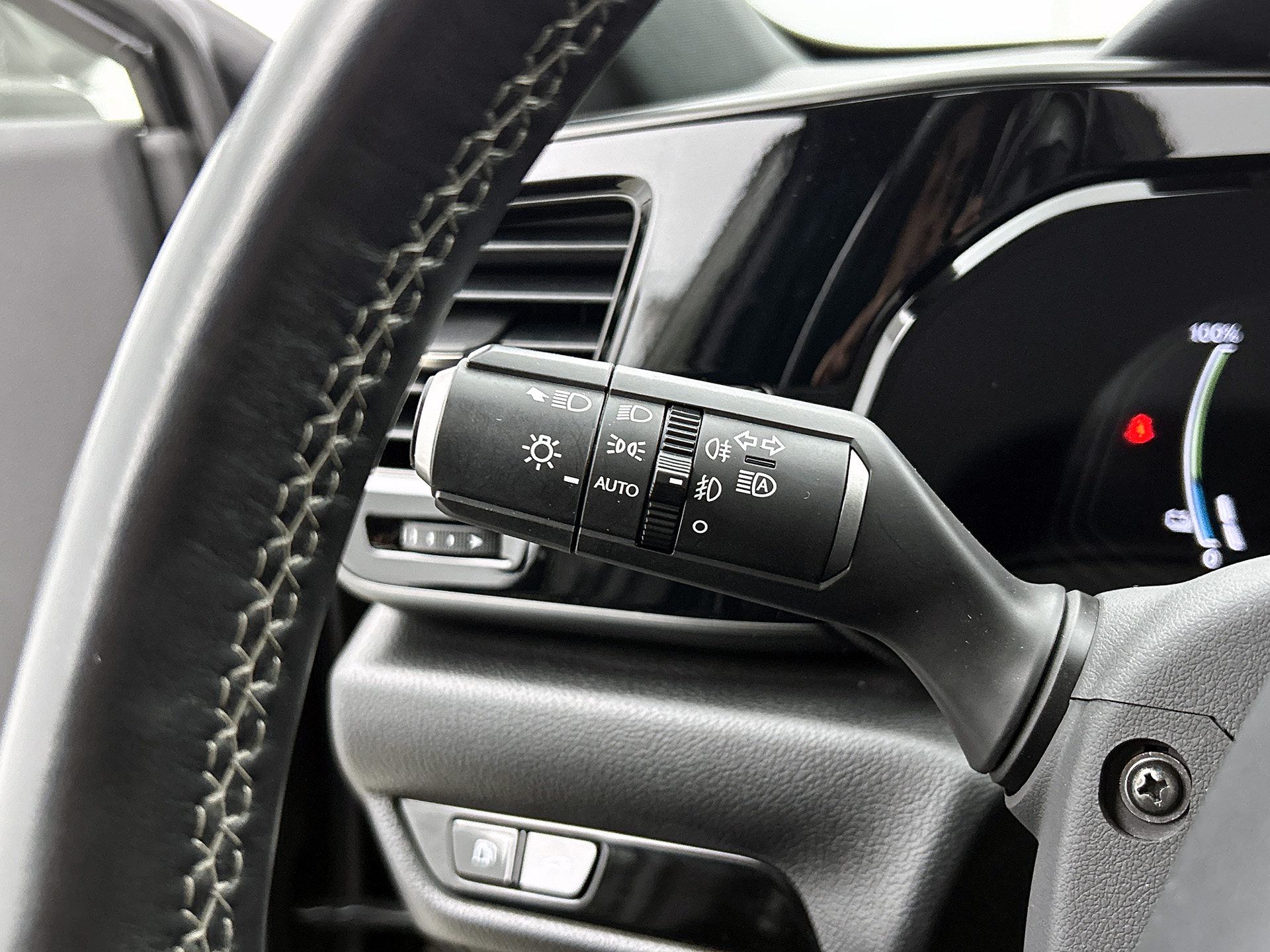 Foto van Lexus Lexus Nx450h+