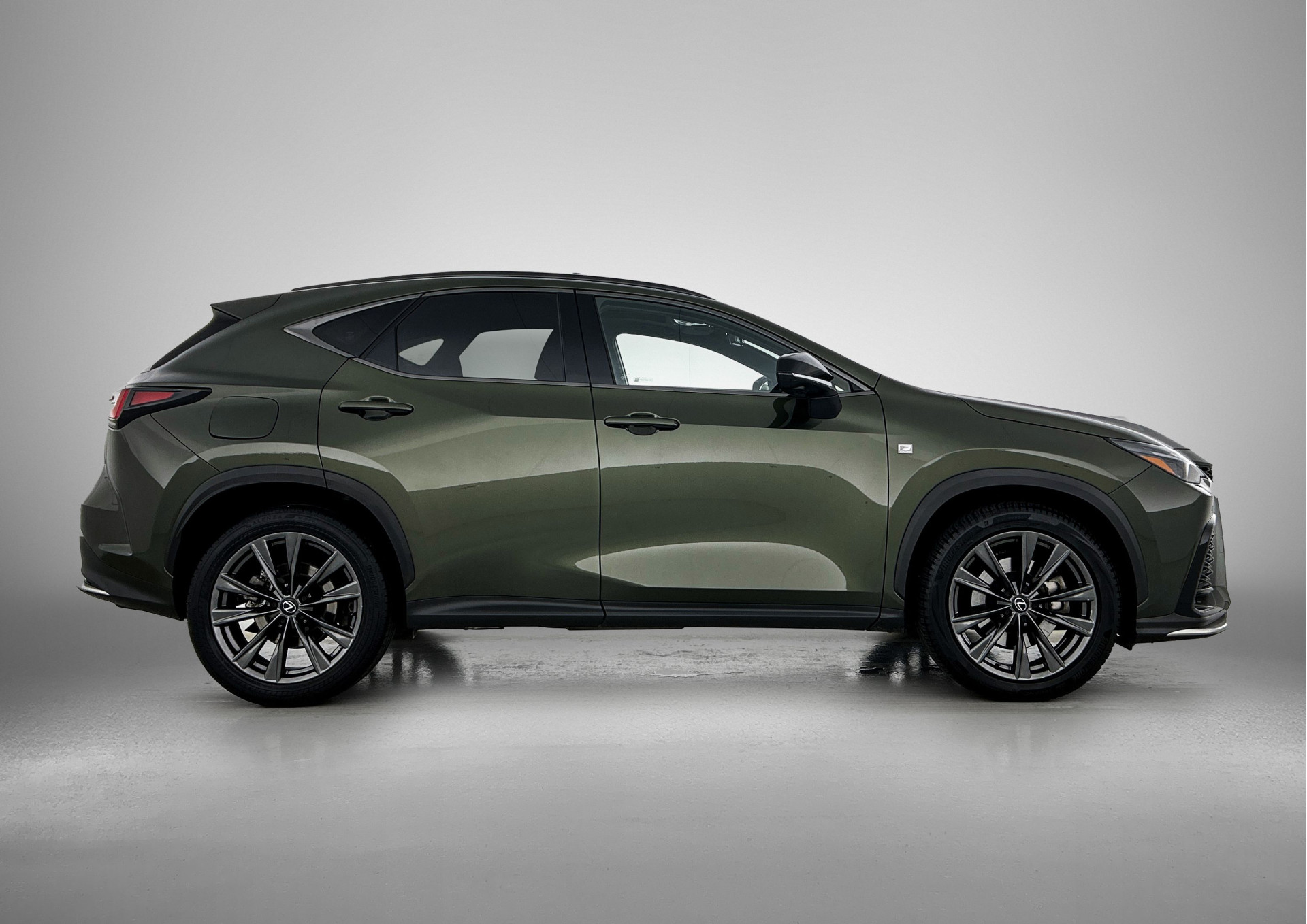 Foto van Lexus Lexus Nx450h+