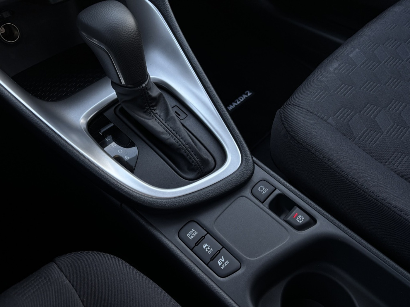 Foto van Mazda Mazda2 Hybrid