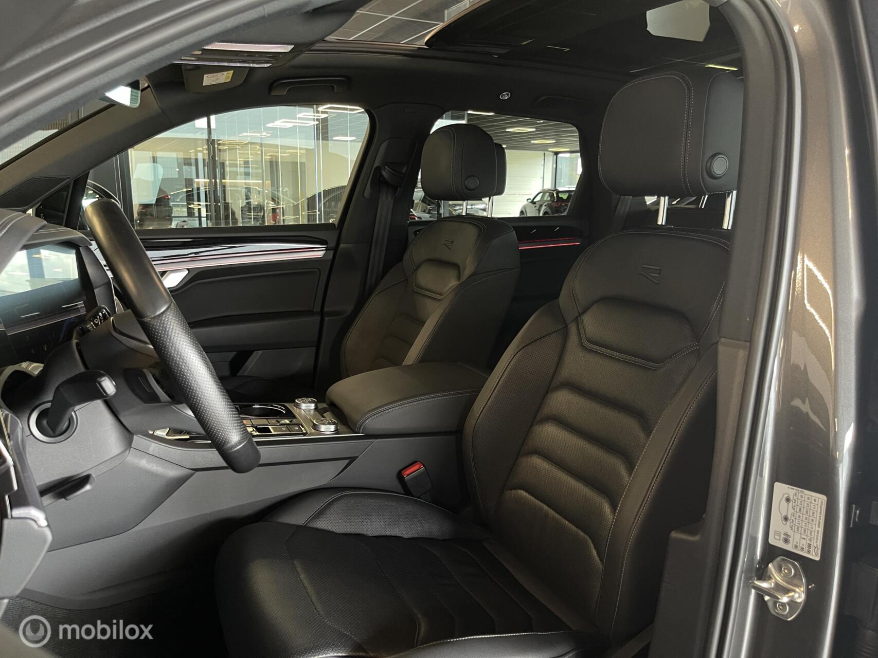 Foto van Volkswagen Touareg R