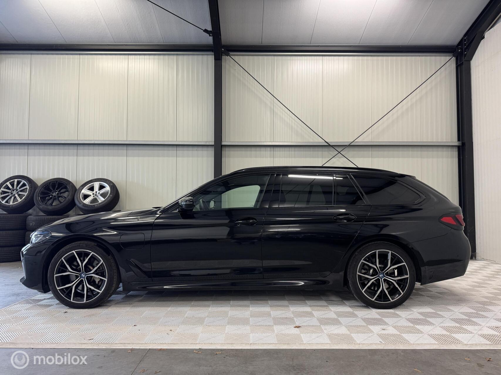 Foto van BMW 530e