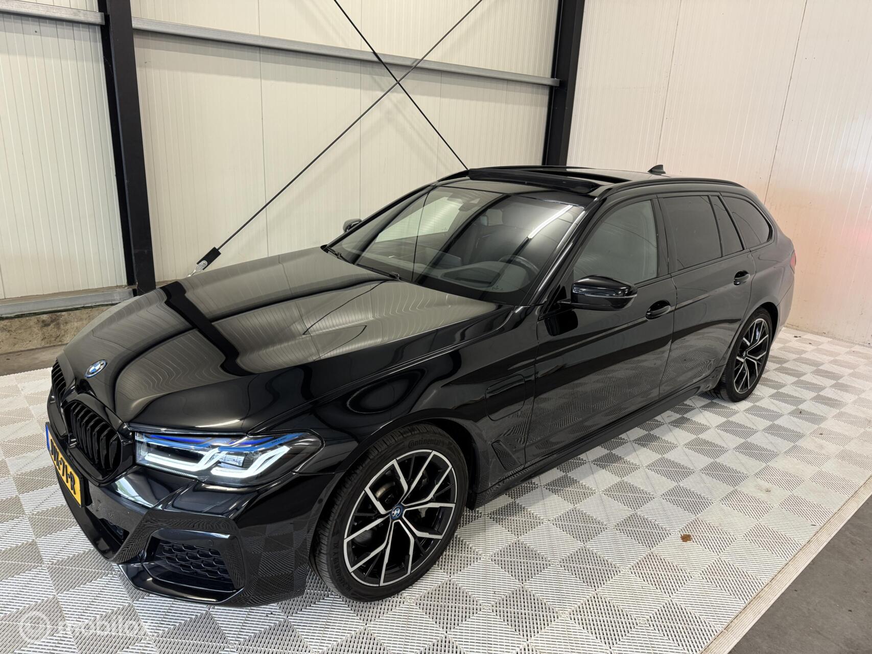 Foto van BMW 530e