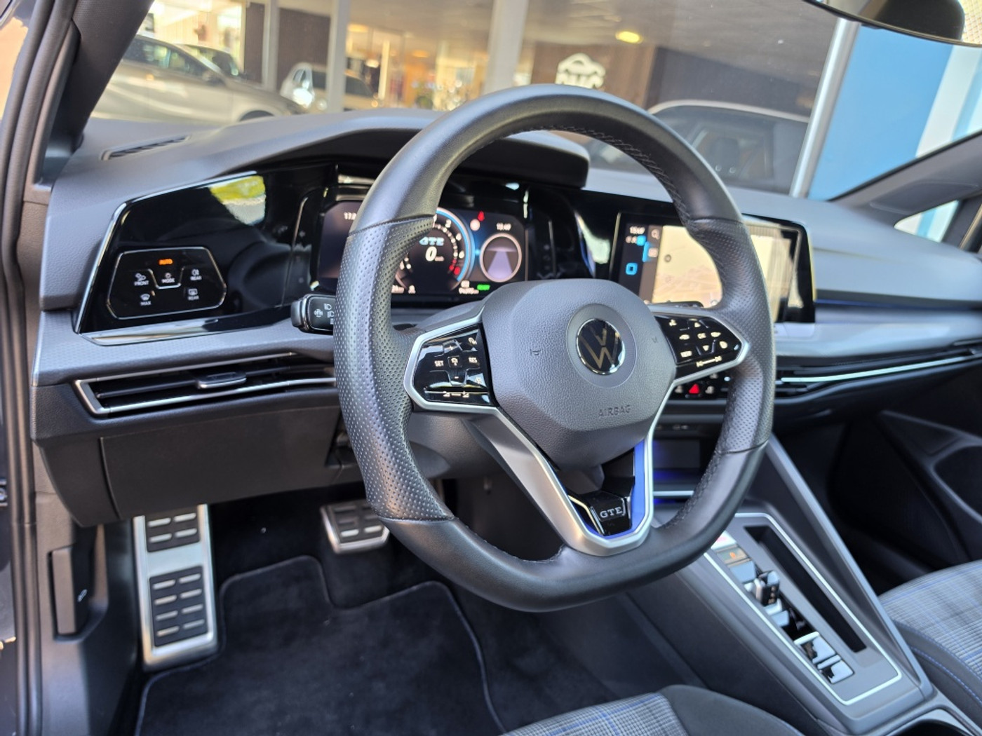 Foto van Volkswagen Golf GTE