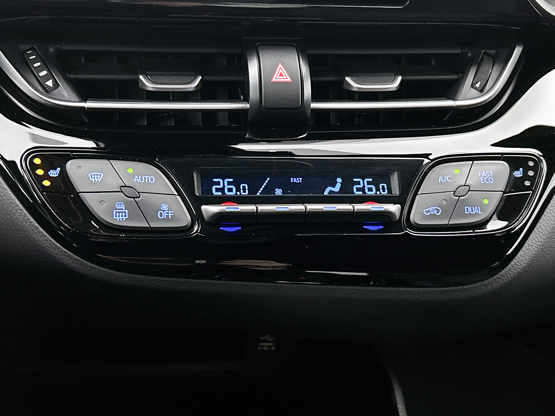 Foto van Toyota C-hr