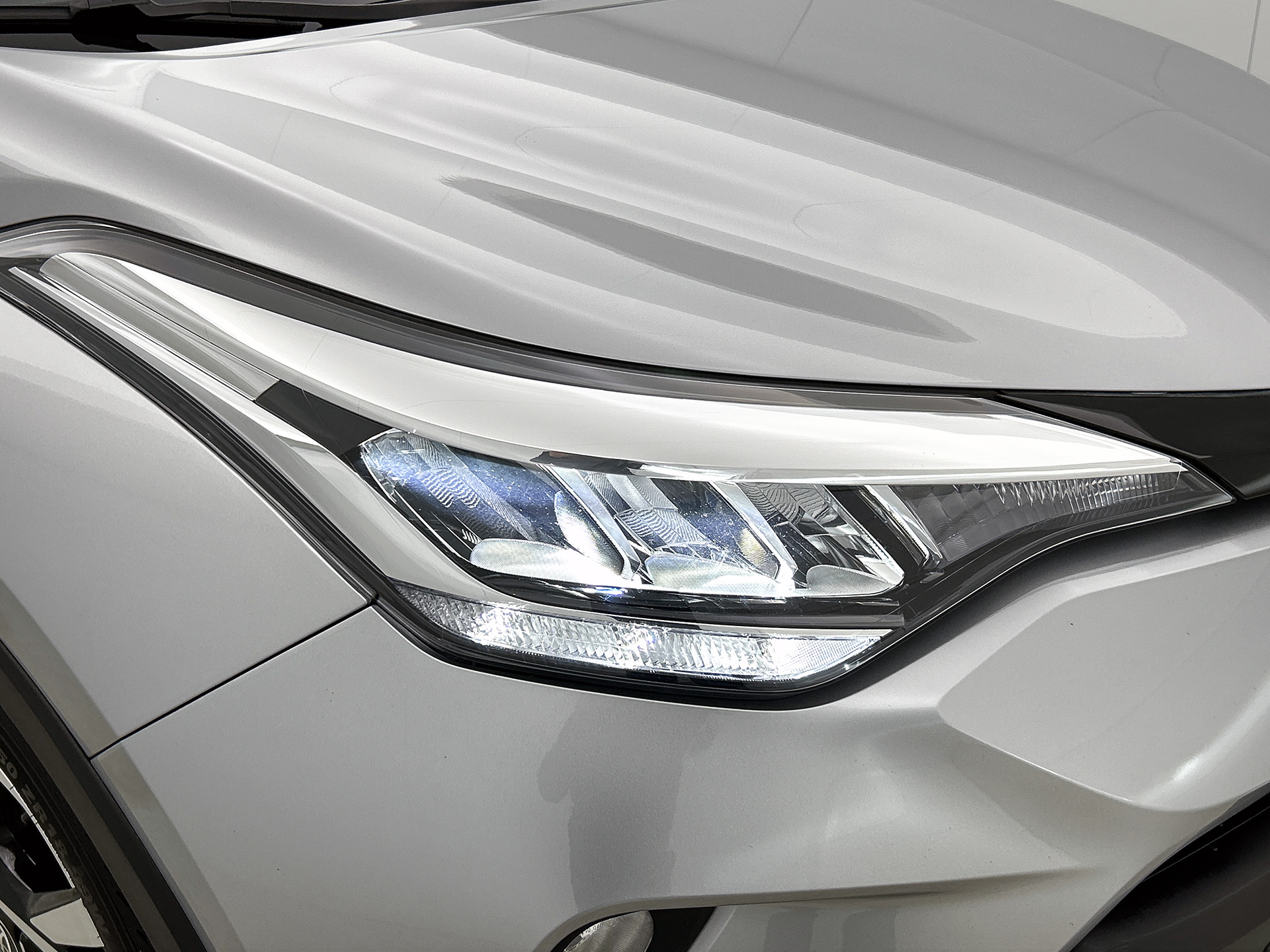 Foto van Toyota C-hr