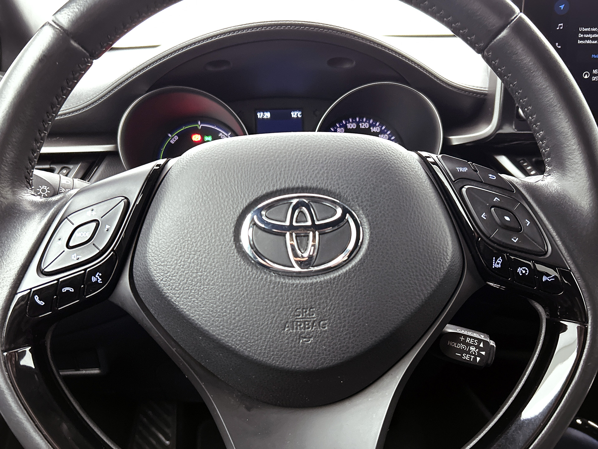 Foto van Toyota C-hr