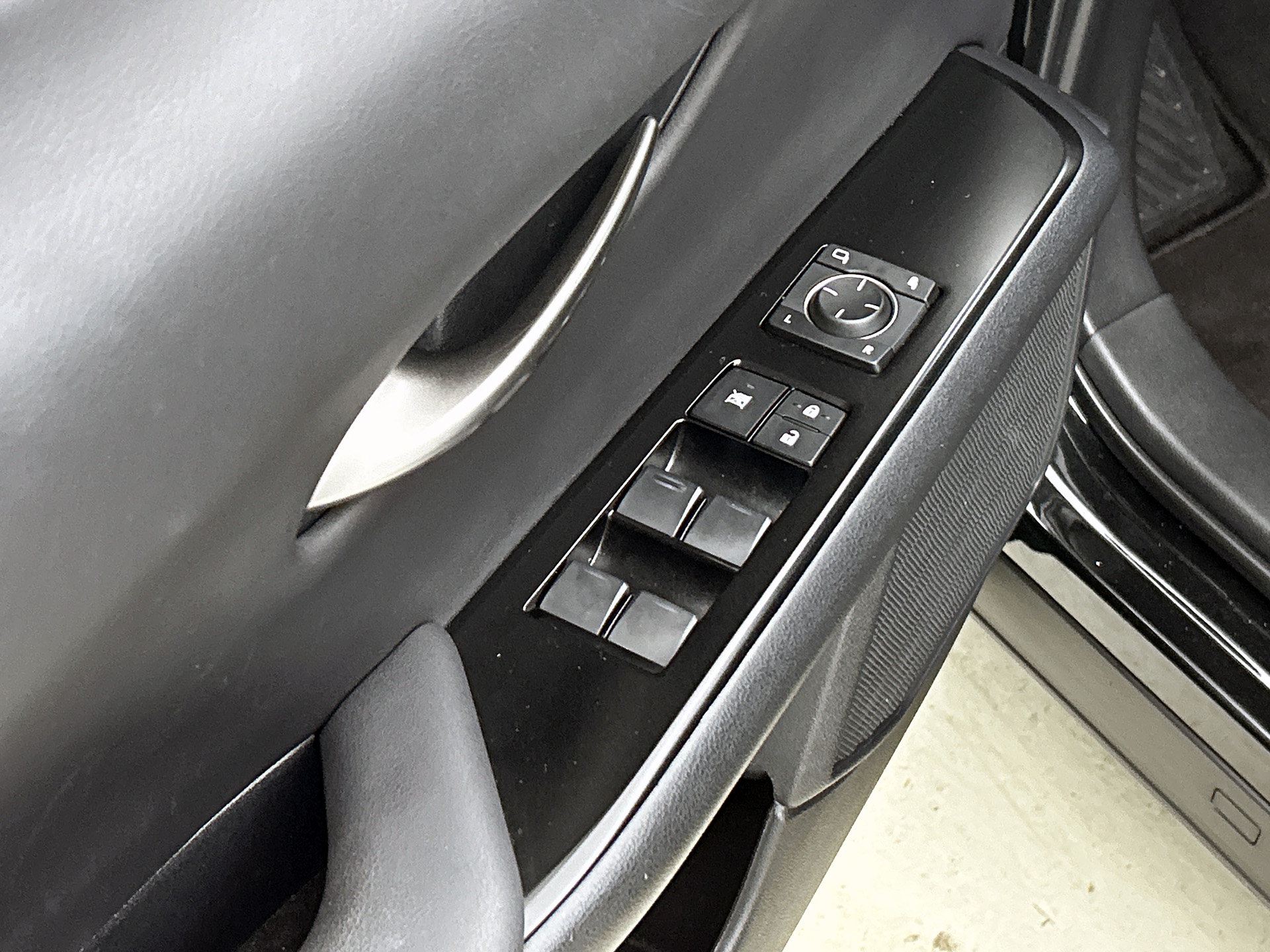 Foto van Lexus Lexus Ux250h