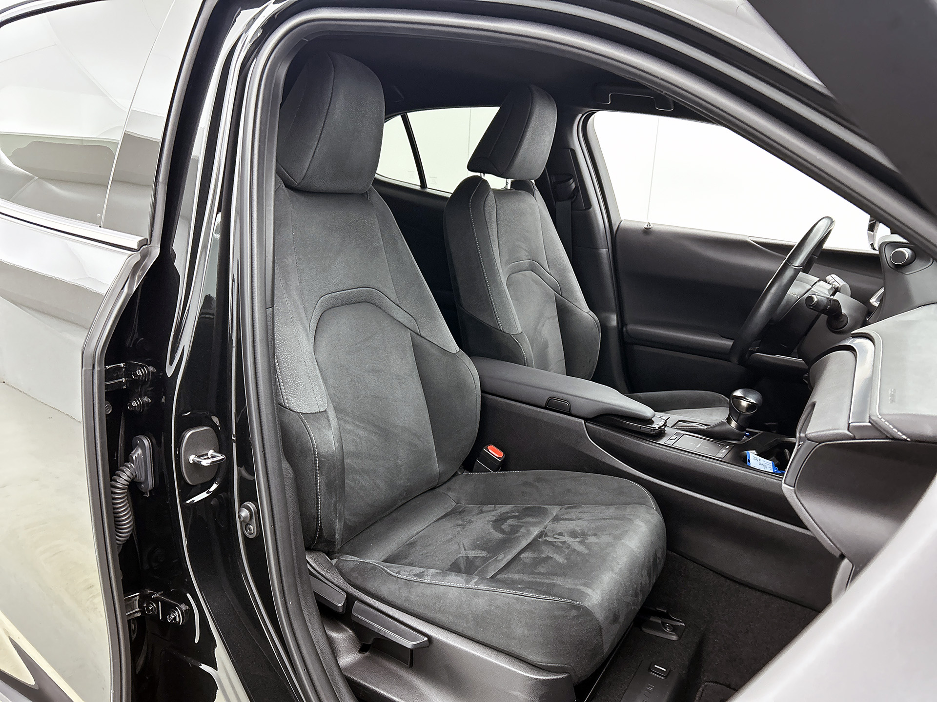 Foto van Lexus Lexus Ux250h