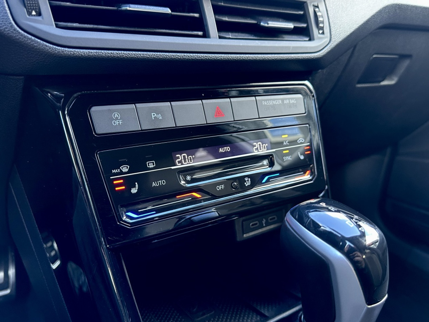 Foto van Volkswagen T-cross