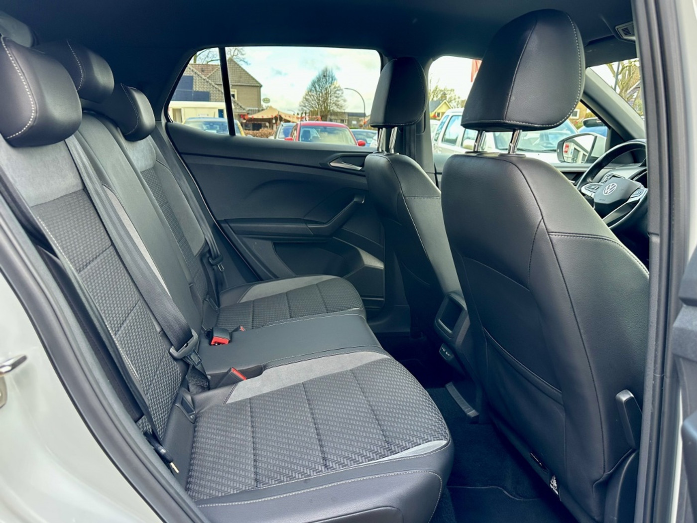 Foto van Volkswagen T-cross