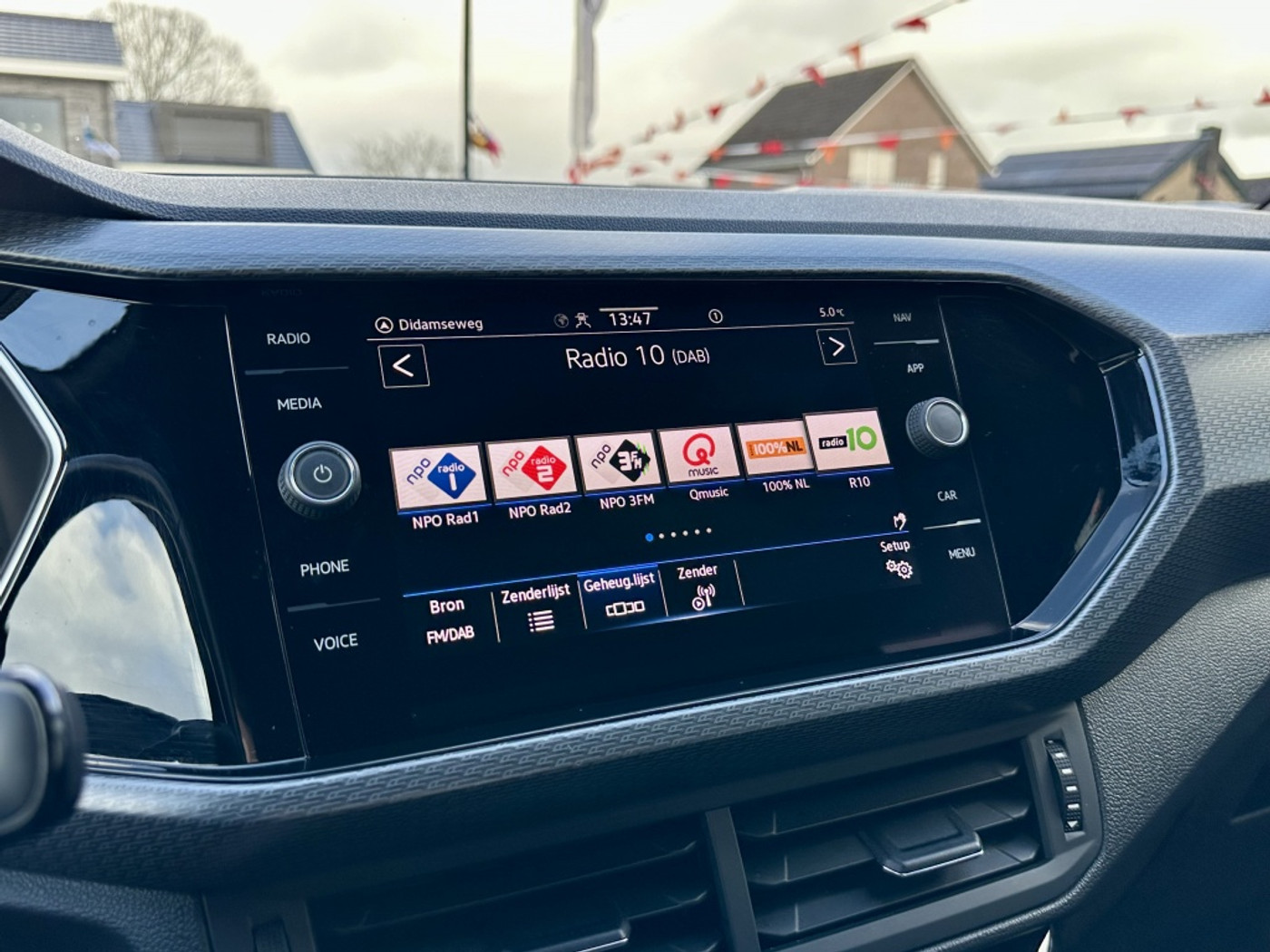 Foto van Volkswagen T-cross