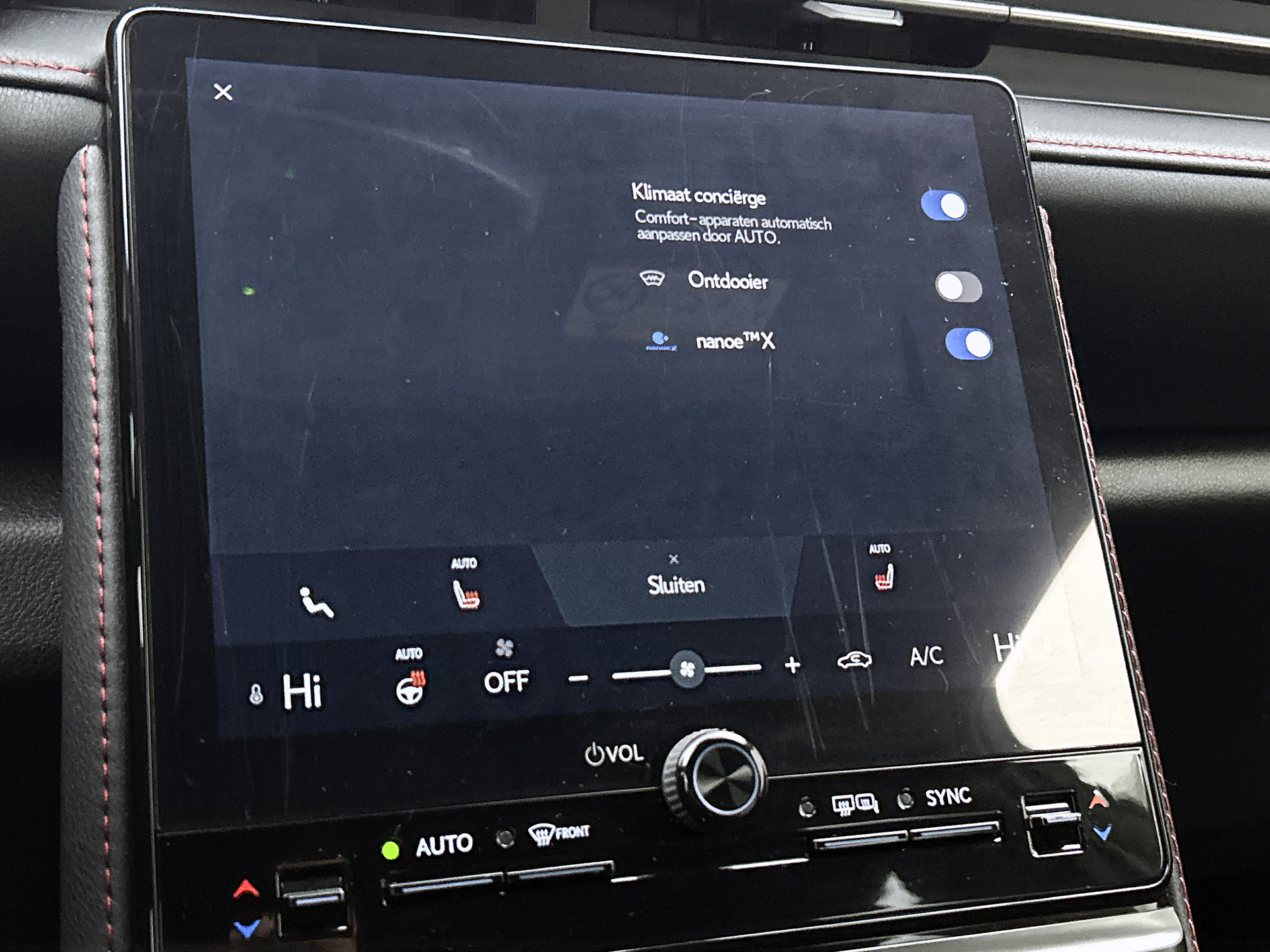 Foto van Lexus Lexus LBX