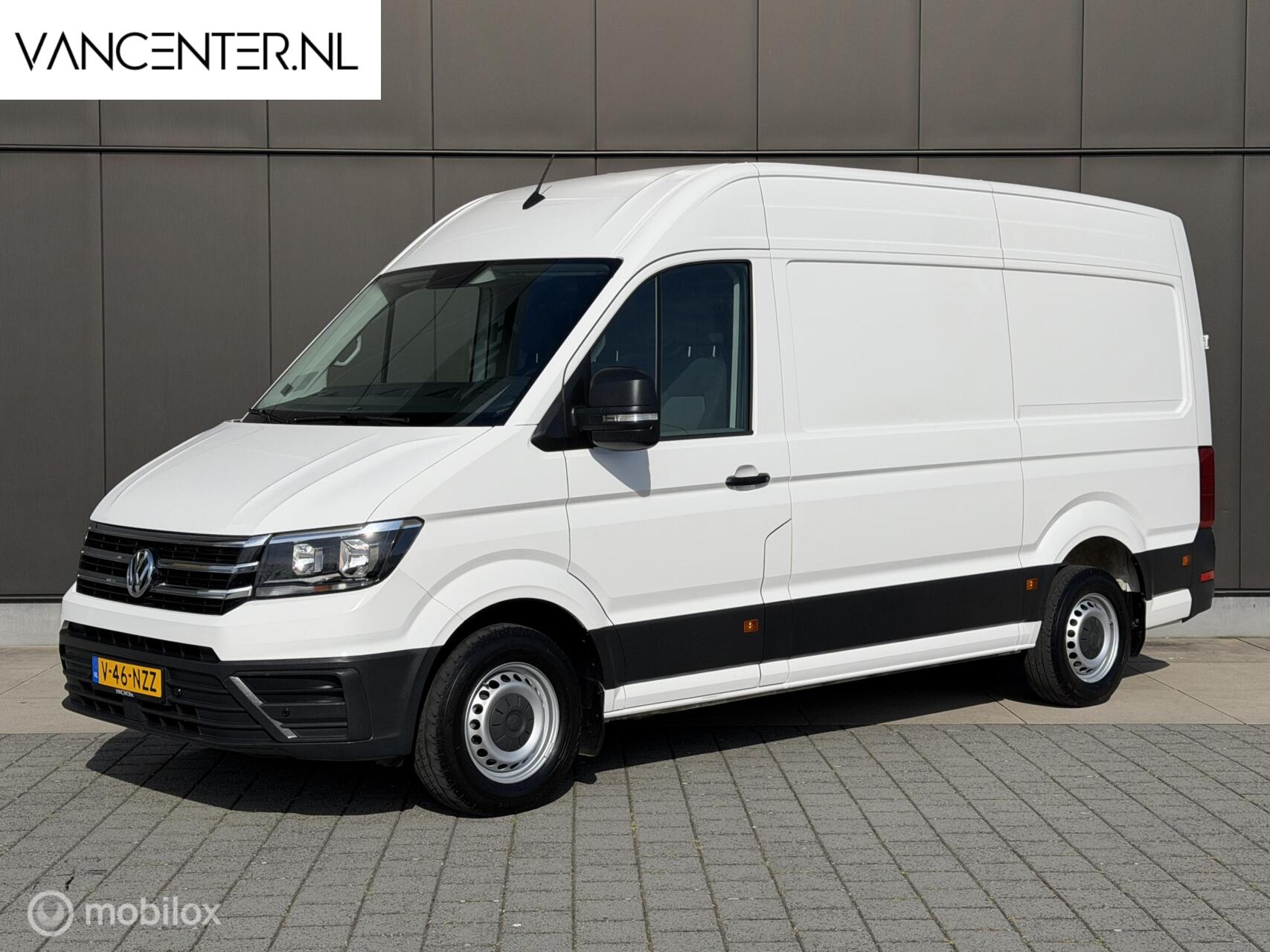 Volkswagen Crafter 35 2.0 TDI L3H3 2020 - voorkant