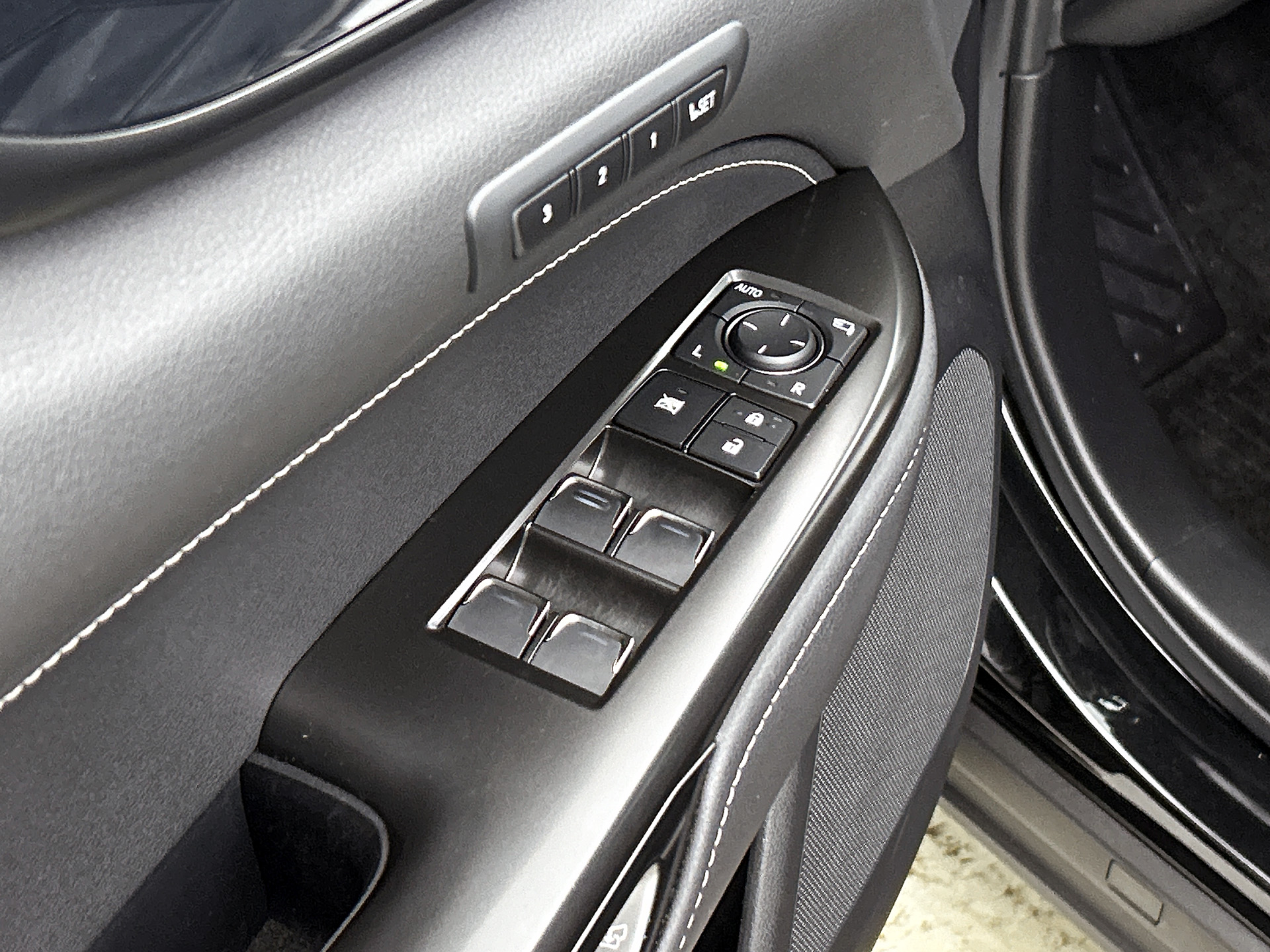 Foto van Lexus NX