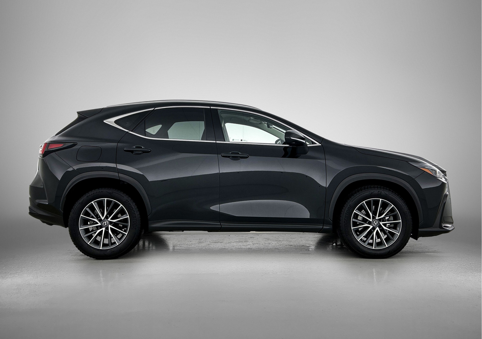 Foto van Lexus NX