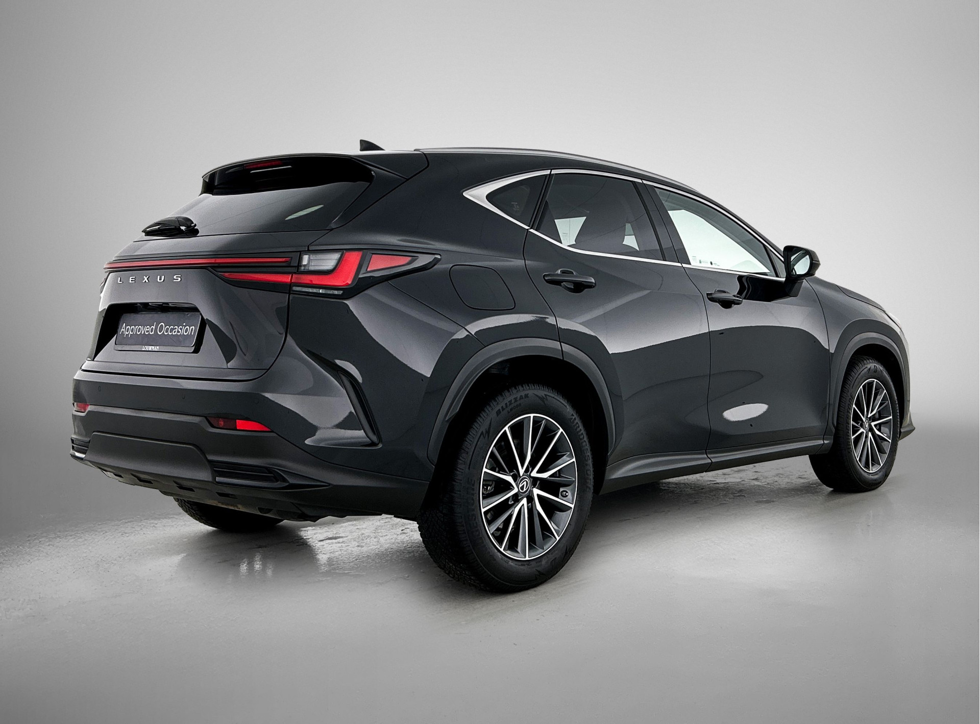 Foto van Lexus NX