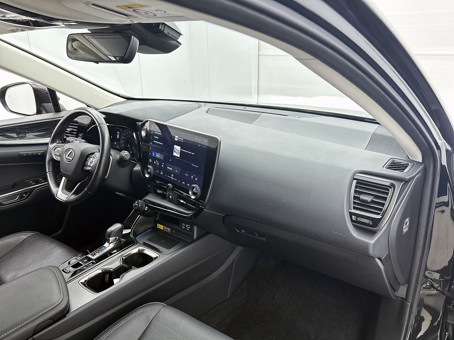 Foto van Lexus NX