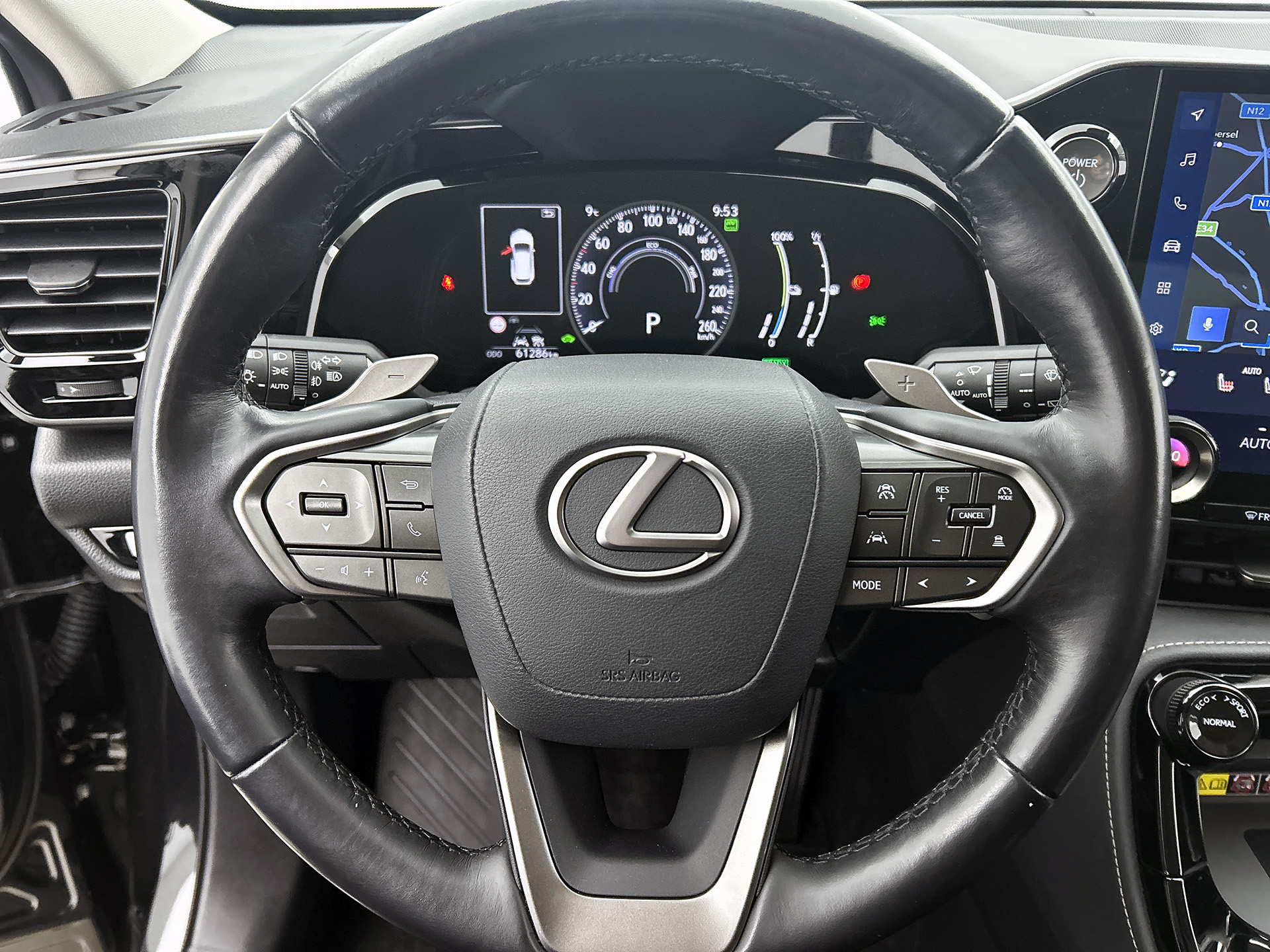 Foto van Lexus NX