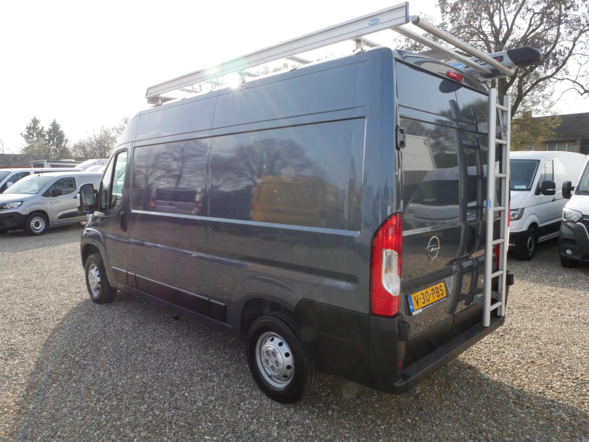 Foto van Opel Movano