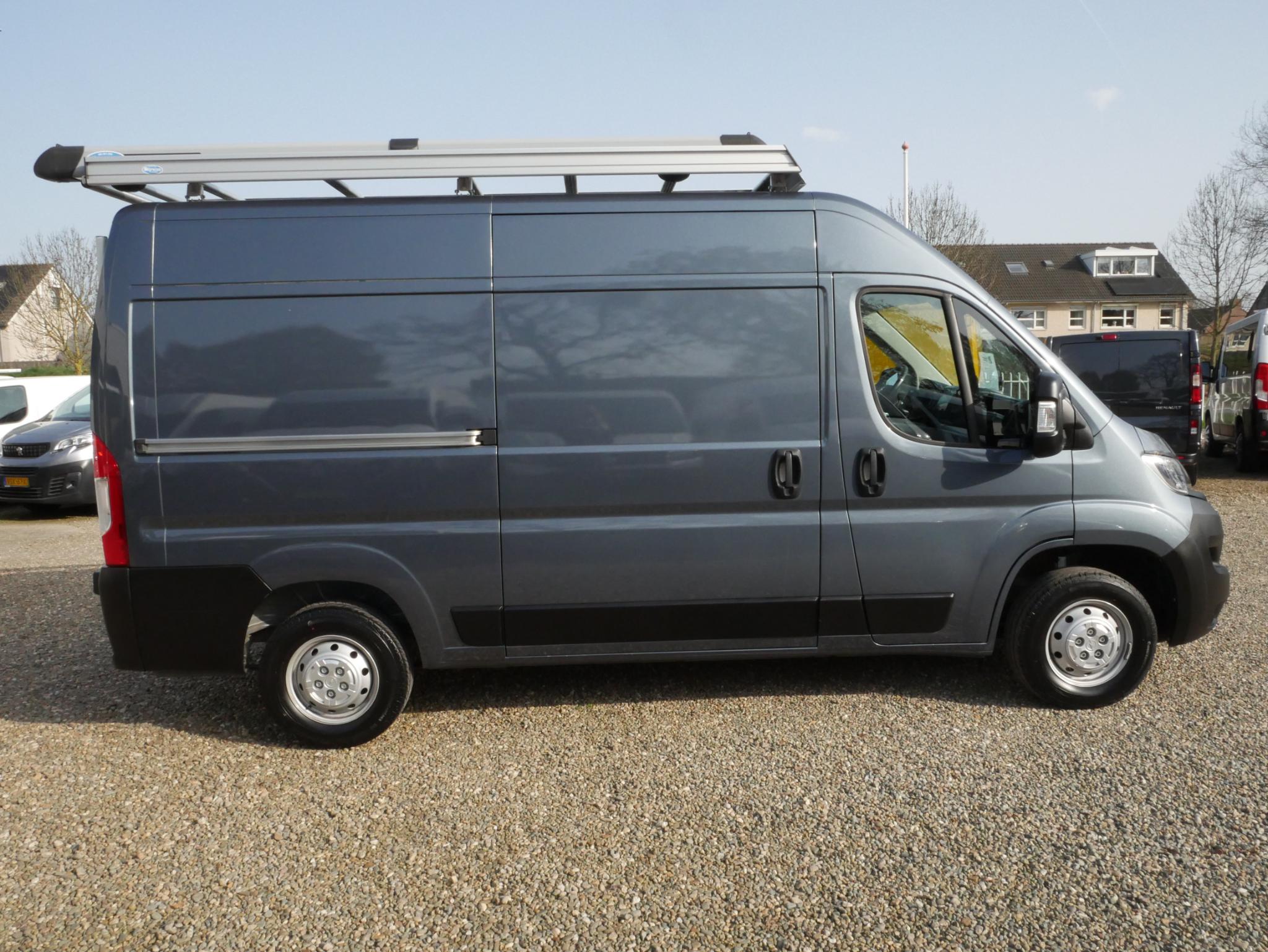 Foto van Opel Movano